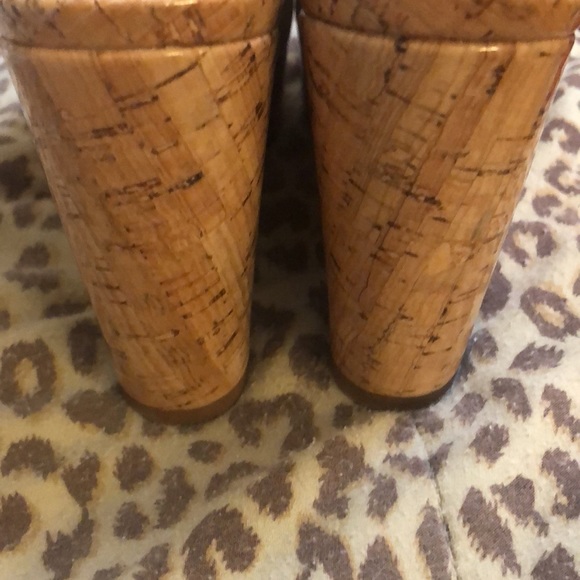 Stuart Weitzman “RIVERIA” White Wedge Sandal 🇪🇸 - Picture 6 of 10